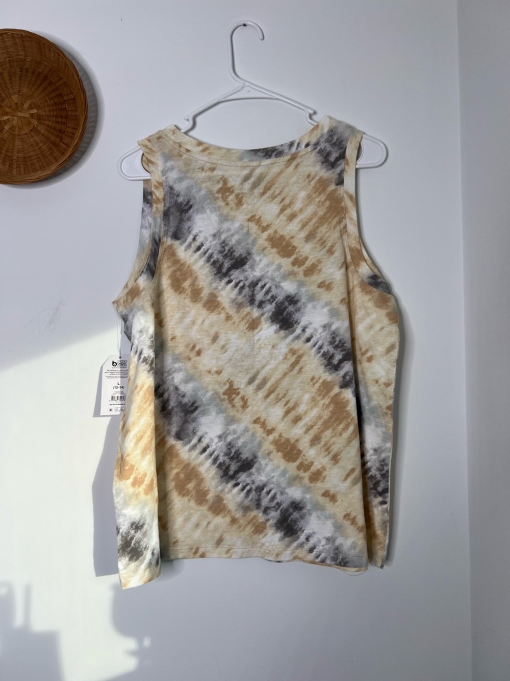 Time and Tru Tie-Dye Sleeveless Tank Top - Beige, Gray & White Size Large - Picture 4 of 4